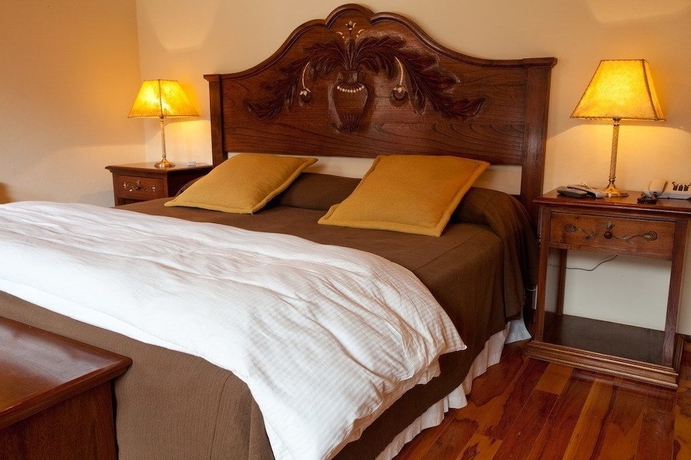 Imagen de la habitación del Hotel Marques De Tojo. Foto 8