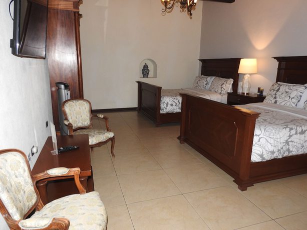 Imagen de la habitación del Hotel Marques Del Angel. Foto 18