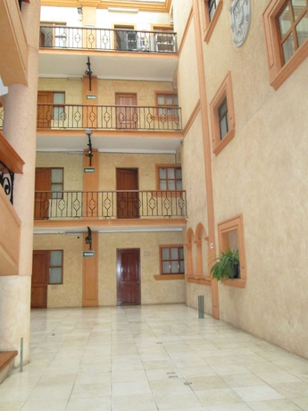 Imagen de los interiores del Hotel Marques Del Valle. Foto 13