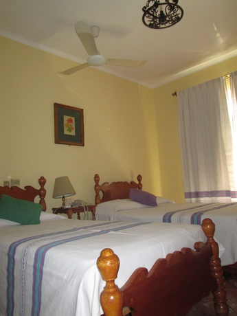 Imagen de la habitación del Hotel Marques Del Valle. Foto 5