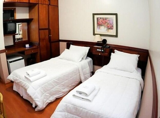 Imagen de la habitación del Hotel Marques. Foto 13