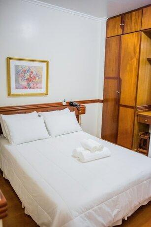 Imagen de la habitación del Hotel Marques. Foto 25