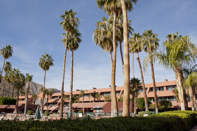 Imagen de los exteriores del Hotel Marquis Villas Resort. Foto 15