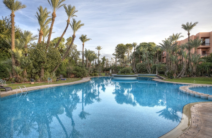 Imagen de la piscina del Hotel Marrakech Le Semiramis. Foto 13
