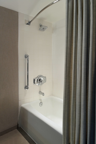 Imagen de la habitación del Hotel Marriott At The University Of Dayton. Foto 15