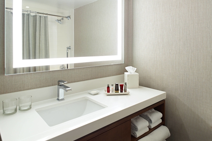 Imagen de la habitación del Hotel Marriott At The University Of Dayton. Foto 17