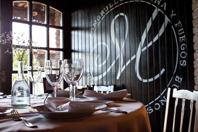 Imagen del bar/restaurante del Hotel Marriott Buenos Aires Ezeiza Airport. Foto 3