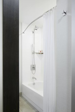 Imagen de la habitación del Hotel Marriott Cincinnati Airport. Foto 5