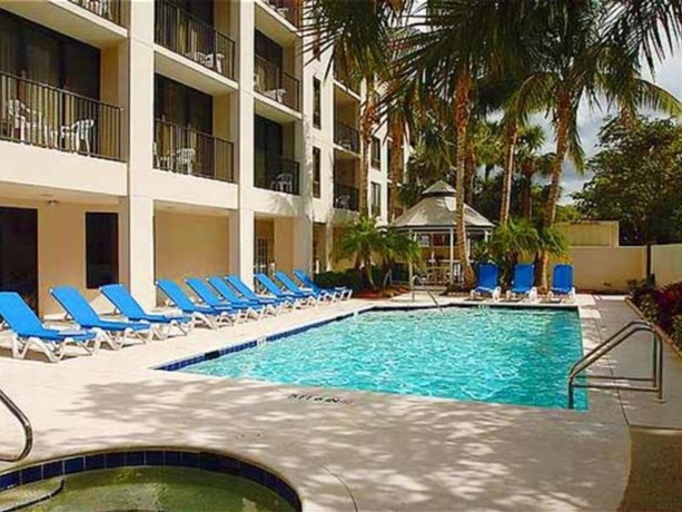 Imagen general del Hotel Marriott Courtyard Naples. Foto 4