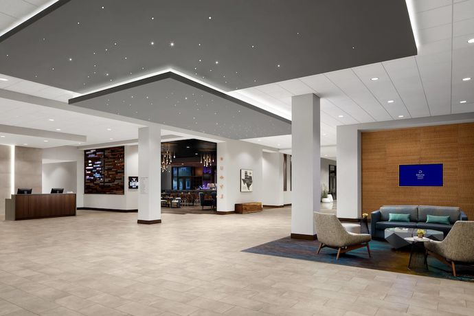 Imagen de los interiores del Hotel Marriott Dallas Allen Hotel & Convention Center. Foto 13
