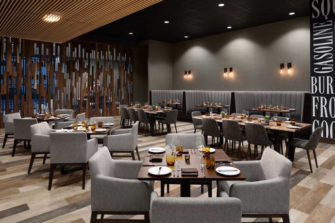 Imagen del bar/restaurante del Hotel Marriott Dallas Allen Hotel & Convention Center. Foto 3