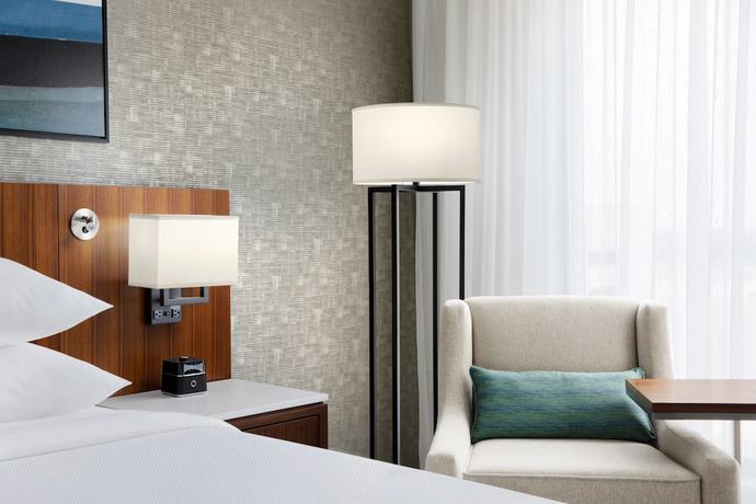Imagen de la habitación del Hotel Marriott Dallas Allen Hotel & Convention Center. Foto 11