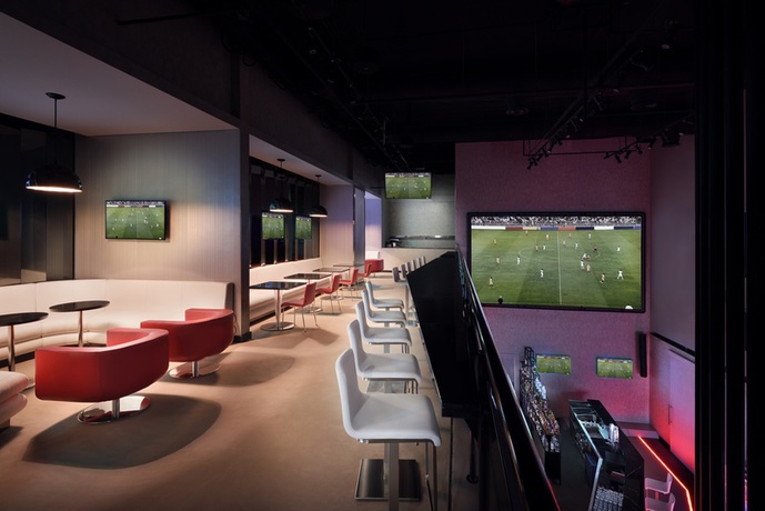 Imagen del bar/restaurante del Hotel Marriott Downtown Abu Dhabi. Foto 6