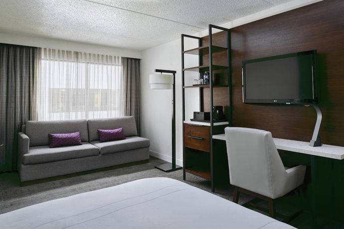 Imagen de la habitación del Hotel Marriott East Lansing at University Place. Foto 8
