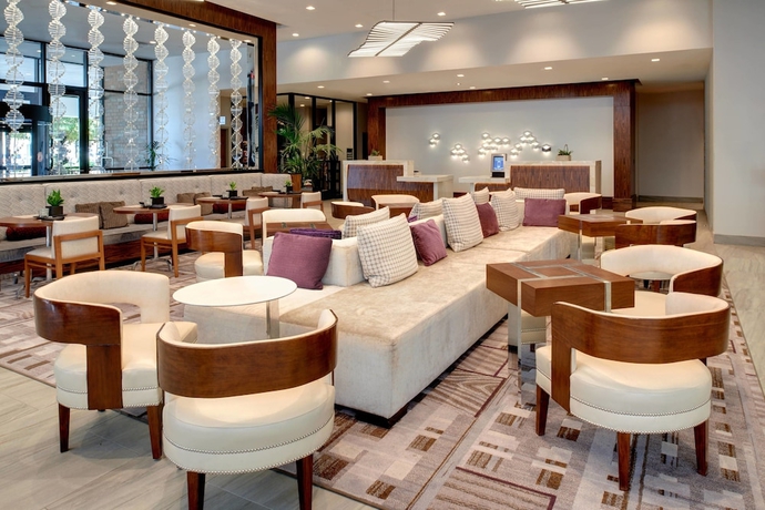 Imagen del bar/restaurante del Hotel Marriott East Lansing at University Place. Foto 2