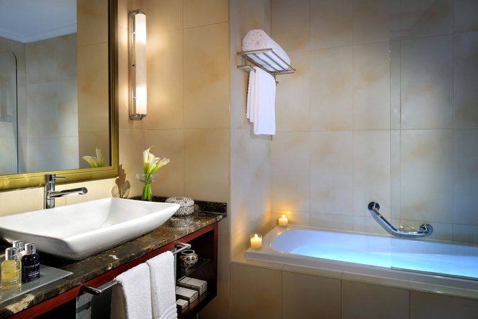 Imagen de la habitación del Hotel Marriott Executive Apartments Manama, Bahrain. Foto 8