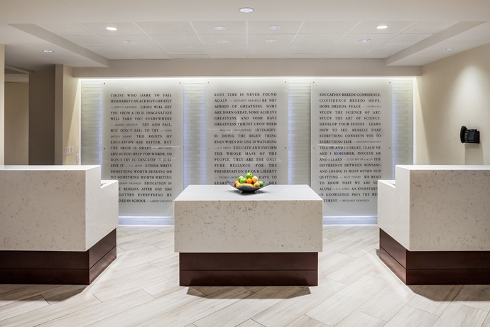 Imagen de los interiores del Hotel Marriott Fullerton. Foto 13