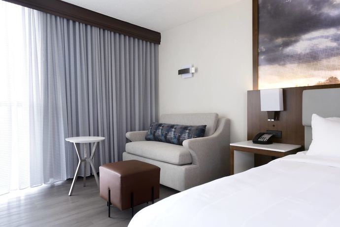 Imagen de la habitación del Hotel Marriott Greensboro Airport. Foto 12