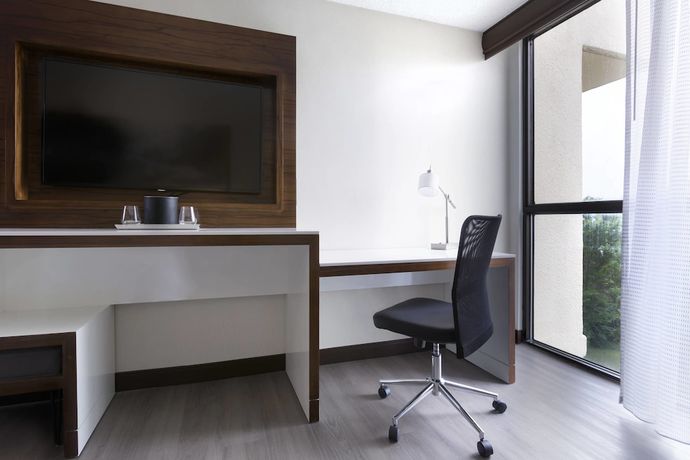 Imagen de la habitación del Hotel Marriott Greensboro Airport. Foto 15