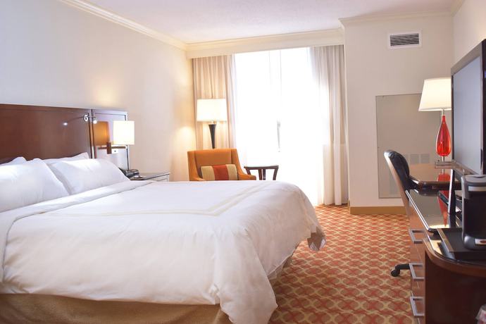 Imagen de la habitación del Hotel Marriott Indianapolis East. Foto 7