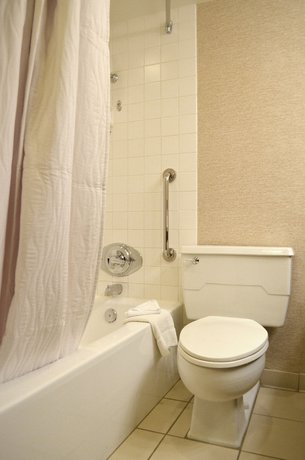 Imagen de la habitación del Hotel Marriott Indianapolis East. Foto 11