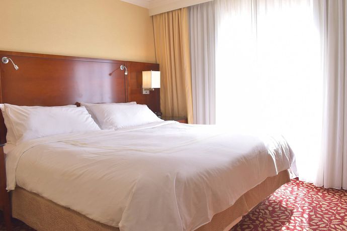 Imagen de la habitación del Hotel Marriott Indianapolis East. Foto 15