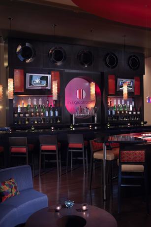 Imagen del bar/restaurante del Hotel Marriott Kansas City Overland Park. Foto 4