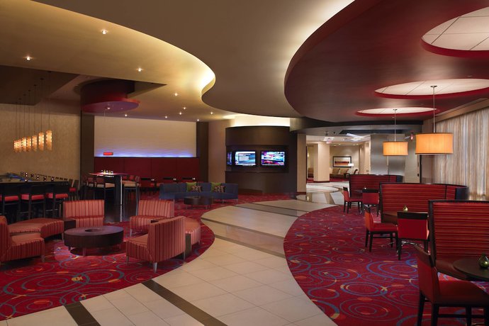 Imagen del bar/restaurante del Hotel Marriott Kansas City Overland Park. Foto 5