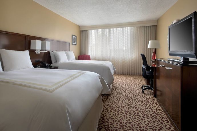 Imagen de la habitación del Hotel Marriott Kansas City Overland Park. Foto 10