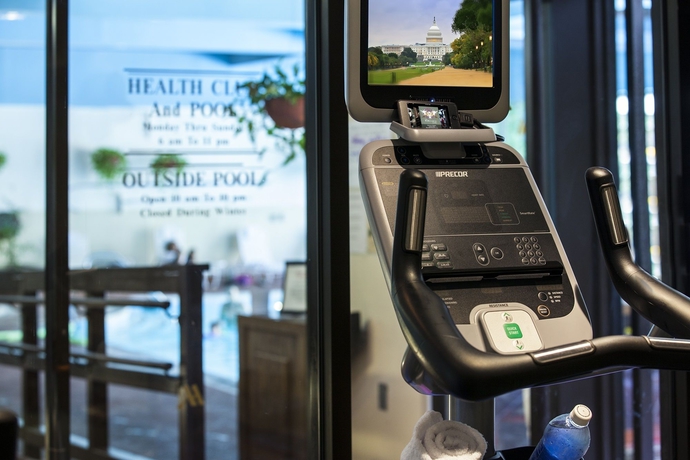 Imagen de los interiores del Hotel Marriott Key Bridge. Foto 7