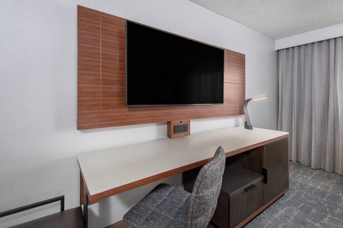 Imagen de la habitación del Hotel Marriott Madison West. Foto 13