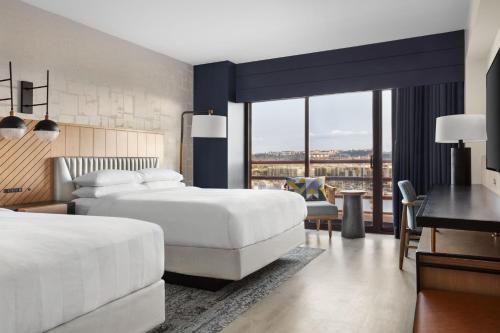 Imagen de la habitación del Hotel Marriott Marina Del Rey. Foto 13