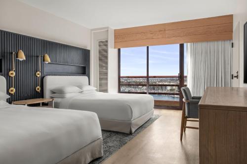 Imagen de la habitación del Hotel Marriott Marina Del Rey. Foto 20