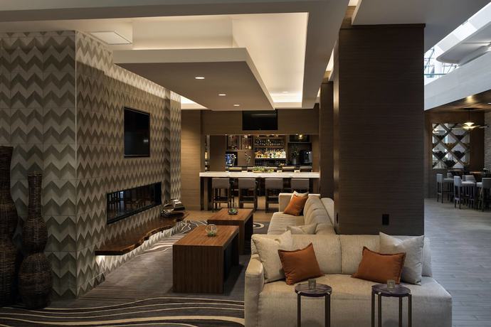 Imagen de los interiores del Hotel Marriott Melville Long Island. Foto 13