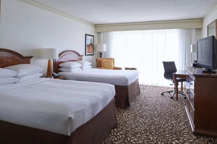 Imagen de la habitación del Hotel Marriott Milwaukee West. Foto 5