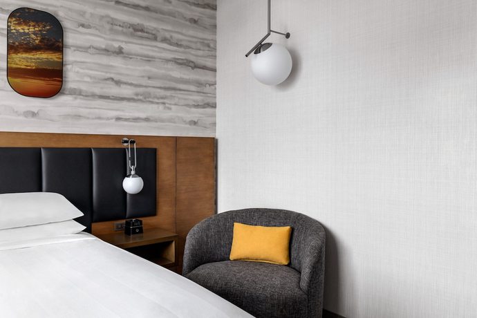 Imagen de la habitación del Hotel Marriott New York JFK Airport. Foto 7