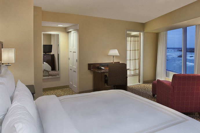 Imagen de la habitación del Hotel Marriott Niagara Falls Fallsview and Spa. Foto 8