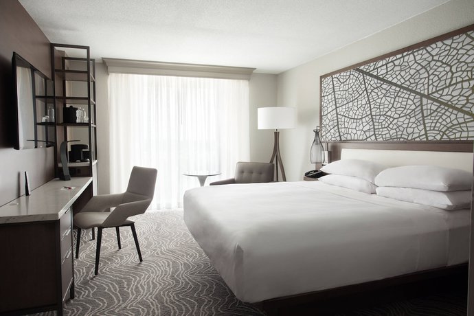 Imagen de la habitación del Hotel Marriott Orlando Airport Lakeside. Foto 7