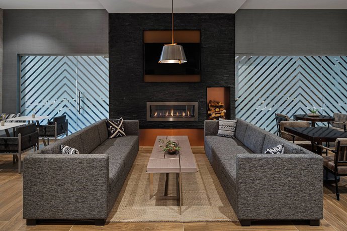 Imagen de los interiores del Hotel Marriott Phoenix Chandler. Foto 16