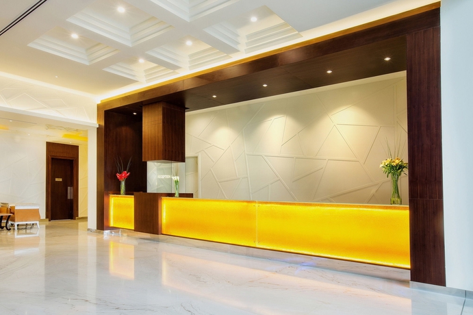 Imagen de los interiores del Hotel Marriott Production City, Dubai. Foto 9