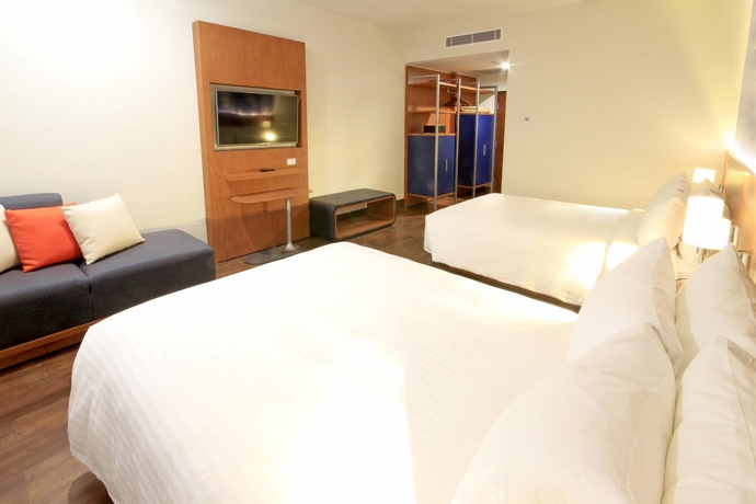 Imagen de la habitación del Hotel Marriott Puebla Meson Del Angel. Foto 8