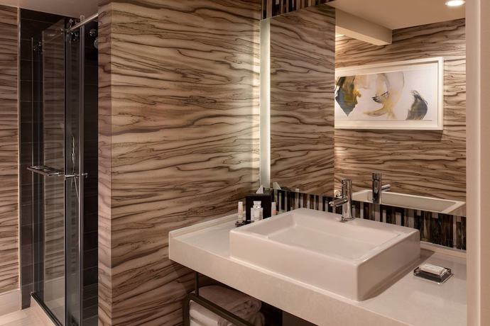 Imagen de la habitación del Hotel Marriott Raleigh Durham Research Triangle Park. Foto 3