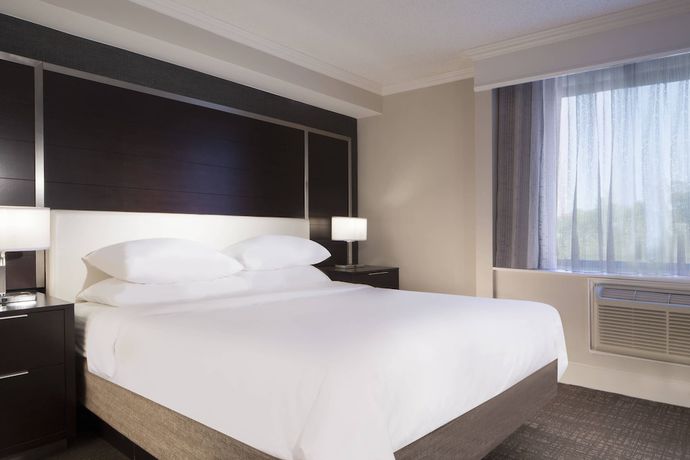 Imagen de la habitación del Hotel Marriott Raleigh Durham Research Triangle Park. Foto 7