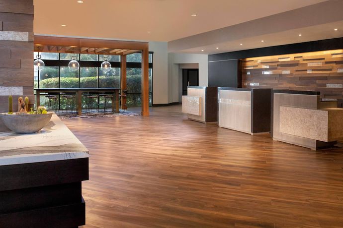 Imagen de los interiores del Hotel Marriott Raleigh Durham Research Triangle Park. Foto 19