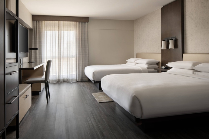 Imagen de la habitación del Hotel Marriott Riverside At The Convention Center. Foto 5