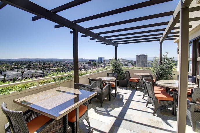 Imagen del bar/restaurante del Hotel Marriott Riverside At The Convention Center. Foto 2