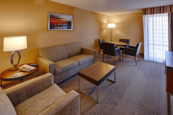 Imagen de la habitación del Hotel Marriott San Antonio Airport. Foto 7