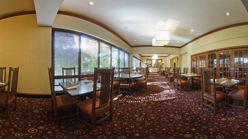 Imagen del bar/restaurante del Hotel Marriott San Antonio Airport. Foto 3