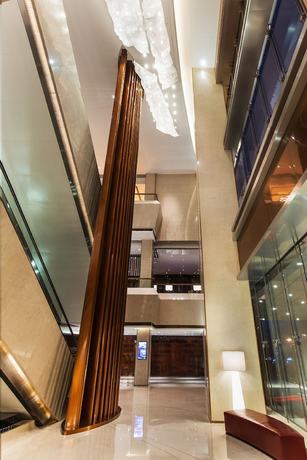 Imagen de los interiores del Hotel Marriott Shunde. Foto 17