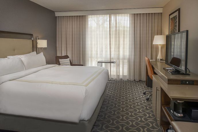 Imagen de la habitación del Hotel Marriott St. Louis Airport. Foto 2